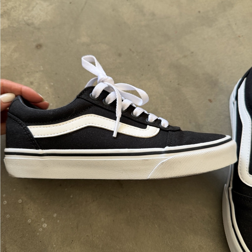 Vans Old Skool Shoes